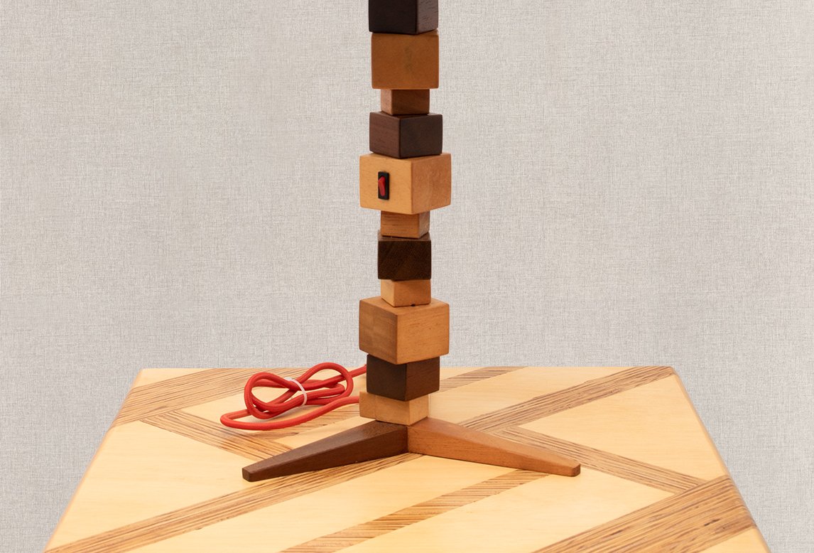 nudo_de_madera_abajur_mesa02_02